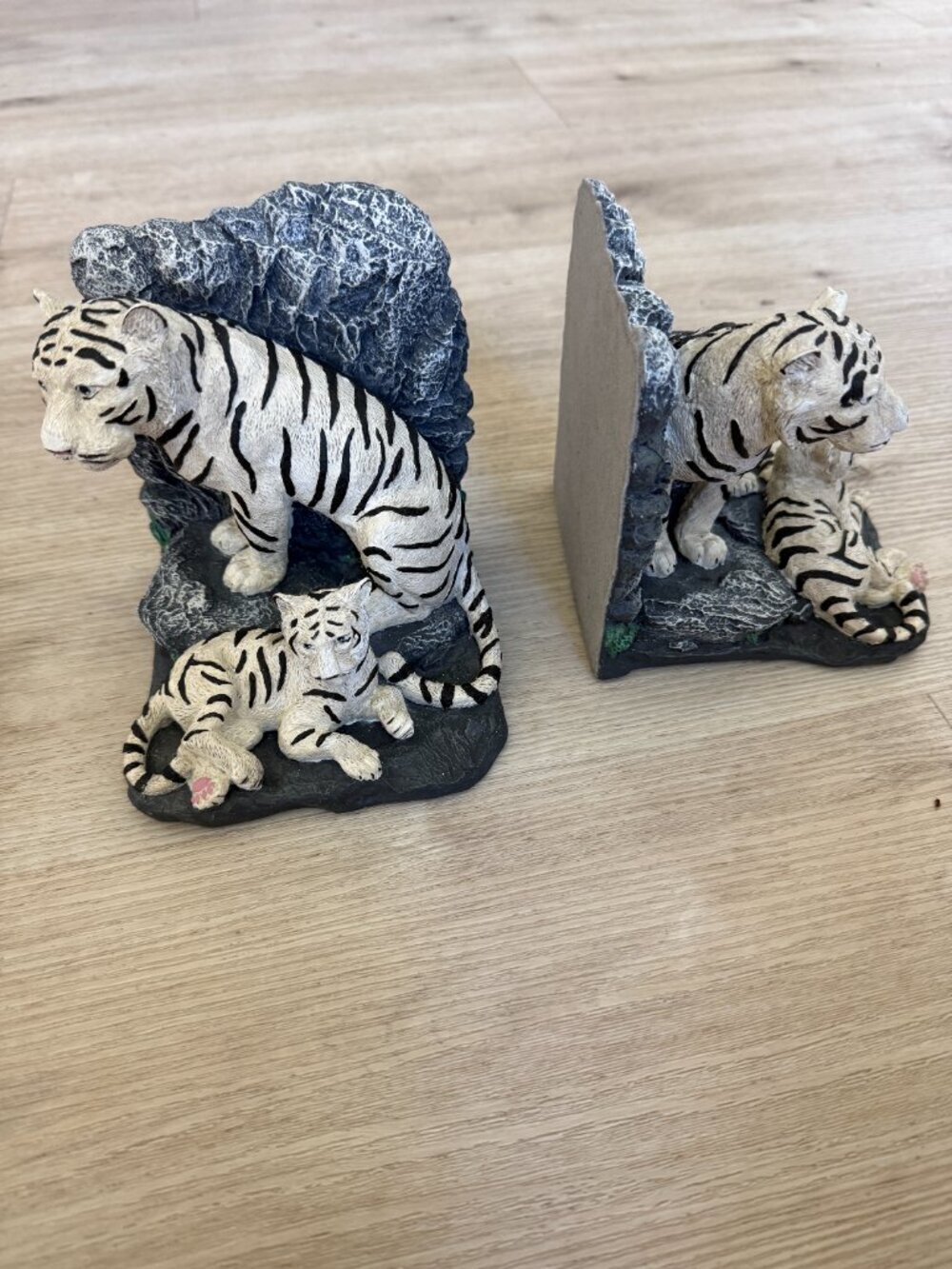 Vintage White Tiger Bookends Resin Cub Safari Wildlife Decor Book Ends Jungle